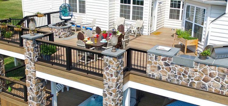 Custom Deck Design Contractors in Castaic, CA