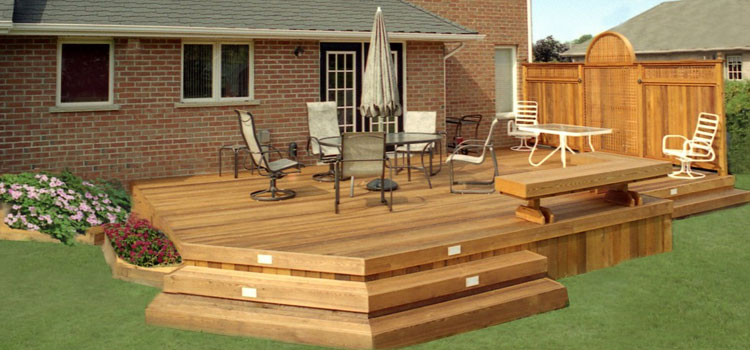 Cedar Composite Decking in Castaic, CA